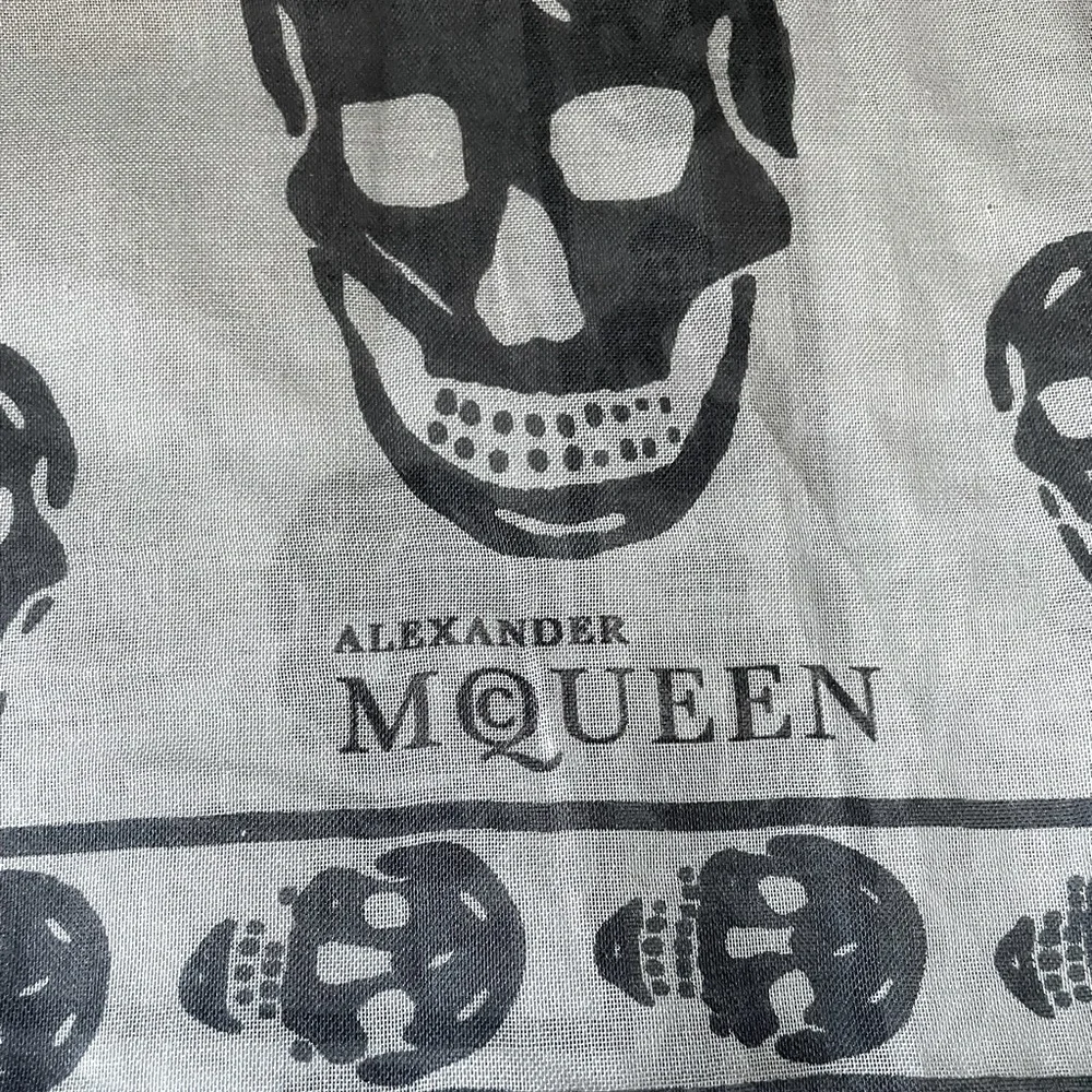 Alexander Mcqueen Skull Scarf